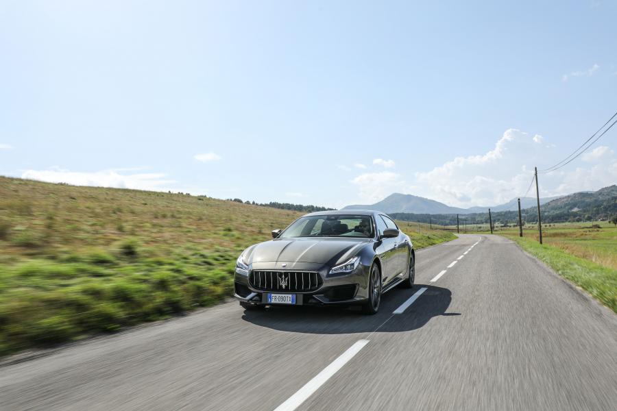  Maserati Quattroporte S Q4 GranSport (M156) 2017 года  (фото 16 из 41)